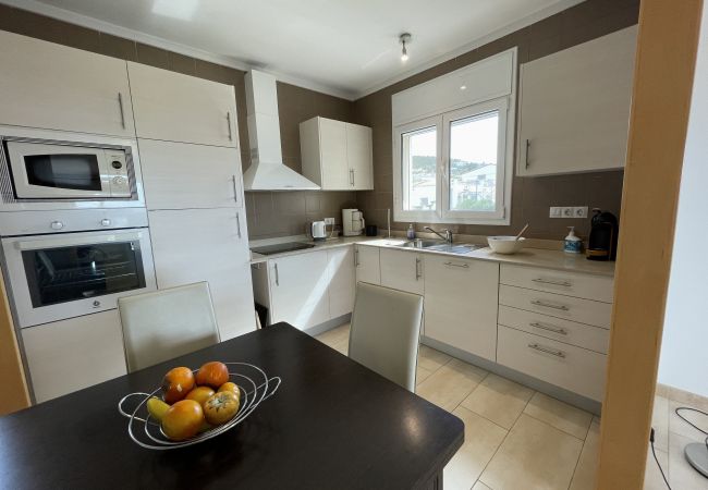 Apartamento en Rosas / Roses - Ref. Esp52 Apartamento en Rosas / Roses - Ref. Esp52