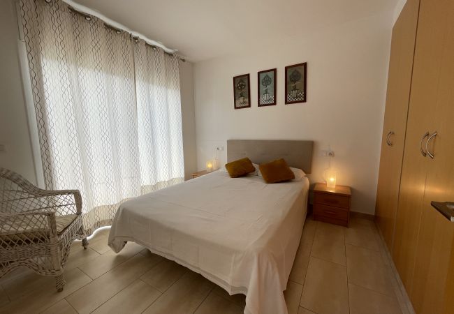 Apartamento en Rosas / Roses - Ref. Esp52 Apartamento en Rosas / Roses - Ref. Esp52