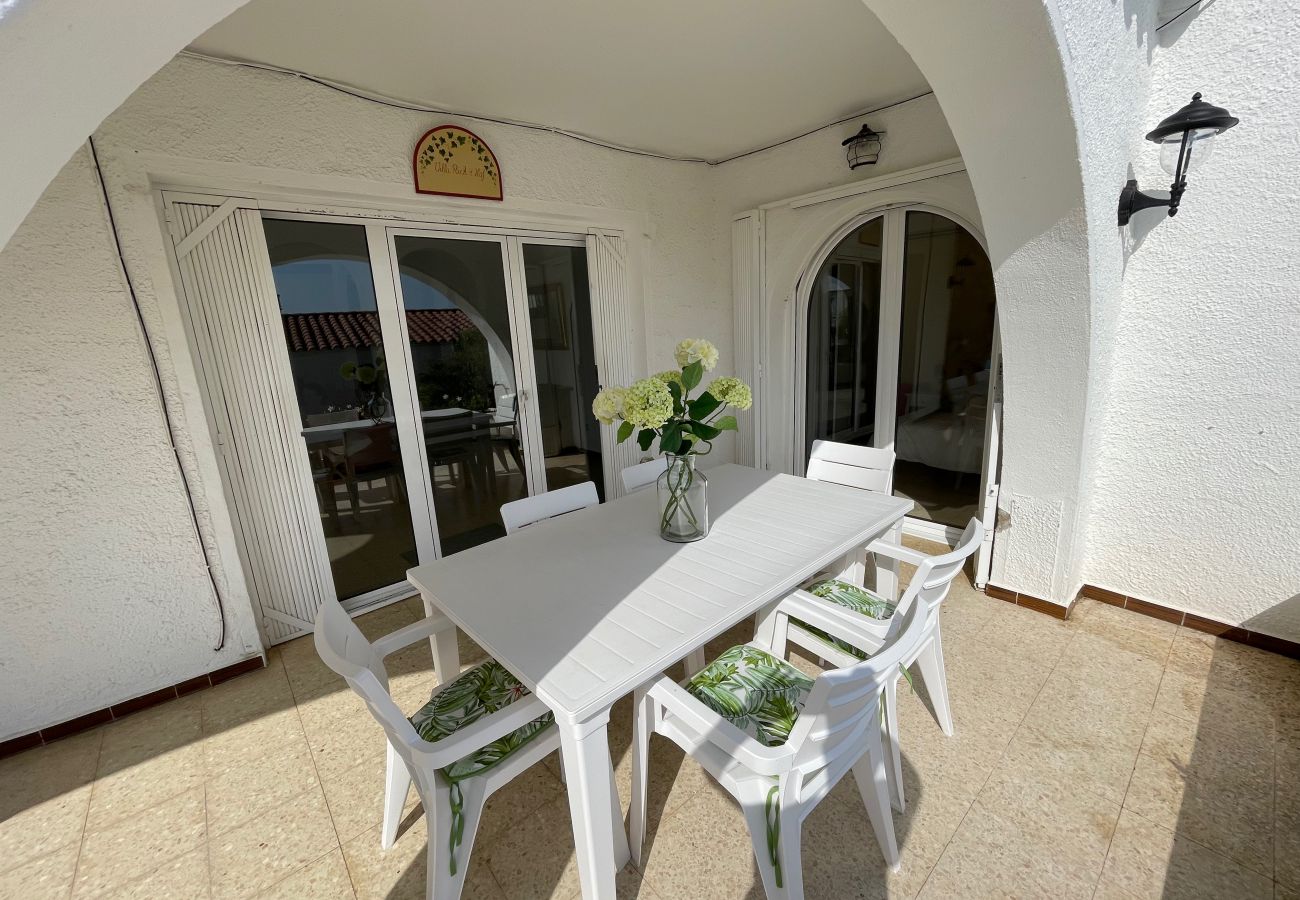 Villa en Rosas / Roses - Ref. Es78-80 Villa en Rosas / Roses - Ref. Es78-80