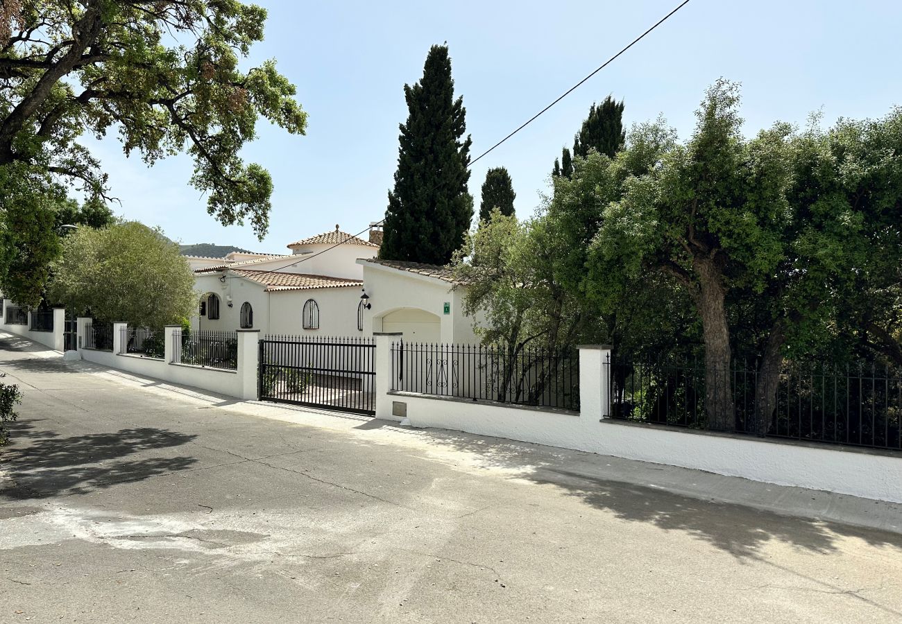 Villa en Rosas / Roses - Ref. Es78-80 Villa en Rosas / Roses - Ref. Es78-80