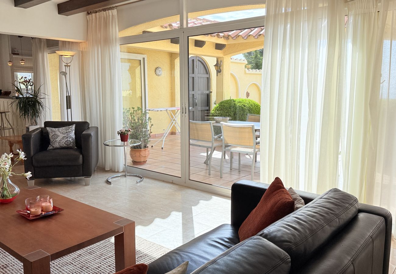 Villa en Rosas / Roses - Ref. Alb01 Villa en Rosas / Roses - Ref. Alb01