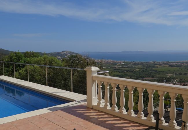 Ferienwohnung in Rosas / Roses - Ref. Cad07 Ferienwohnung in Rosas / Roses - Ref. Cad07