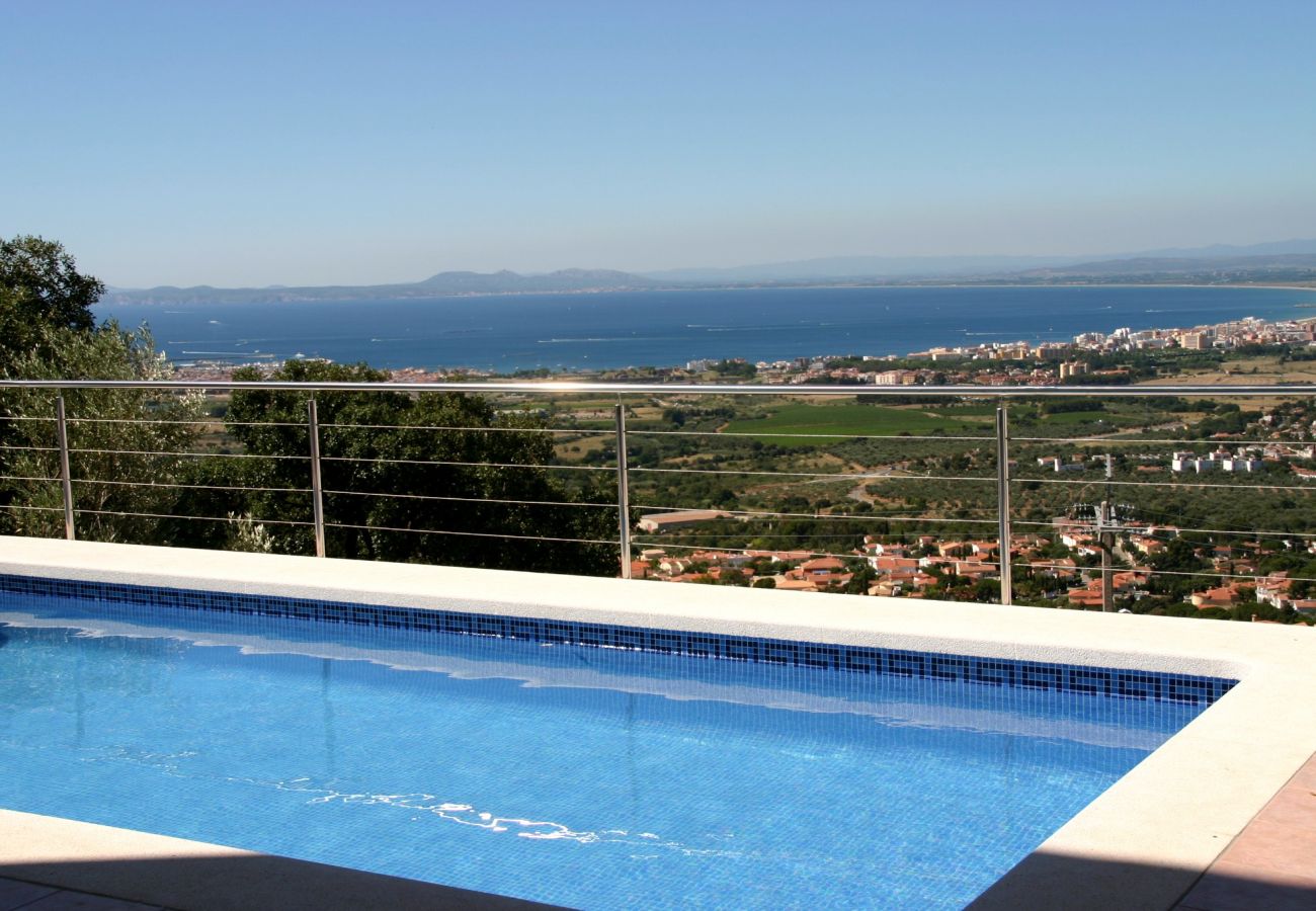 Ferienwohnung in Rosas / Roses - Ref. Cad07 Ferienwohnung in Rosas / Roses - Ref. Cad07