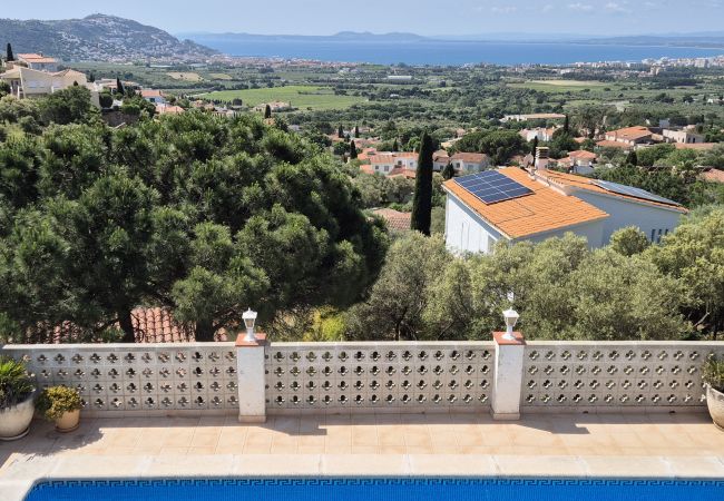 Villa in Rosas / Roses - Ref. Zar12 Villa in Rosas / Roses - Ref. Zar12