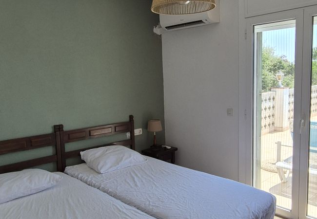 Villa in Rosas / Roses - Ref. Zar12 Villa in Rosas / Roses - Ref. Zar12