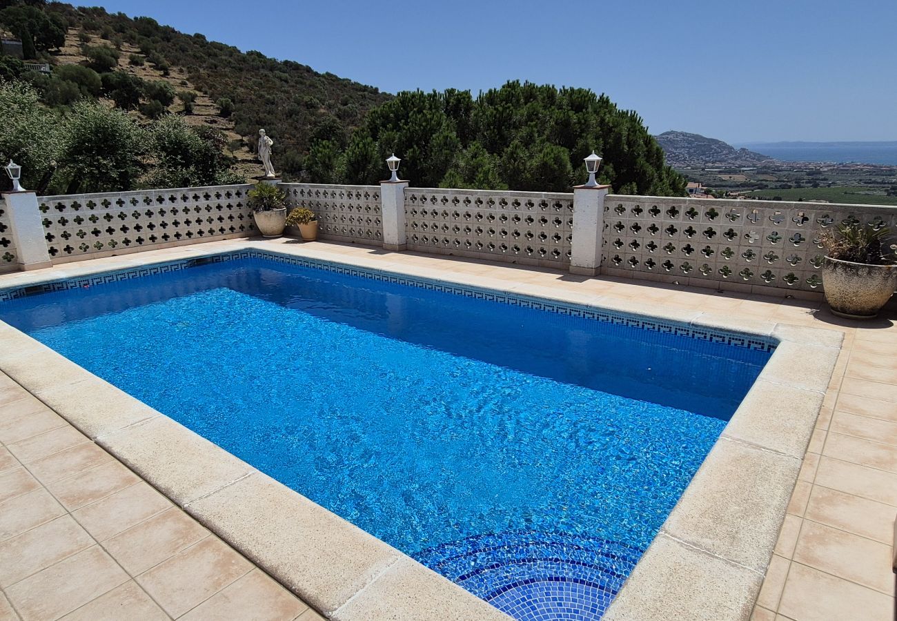 Villa in Rosas / Roses - Ref. Zar12 Villa in Rosas / Roses - Ref. Zar12
