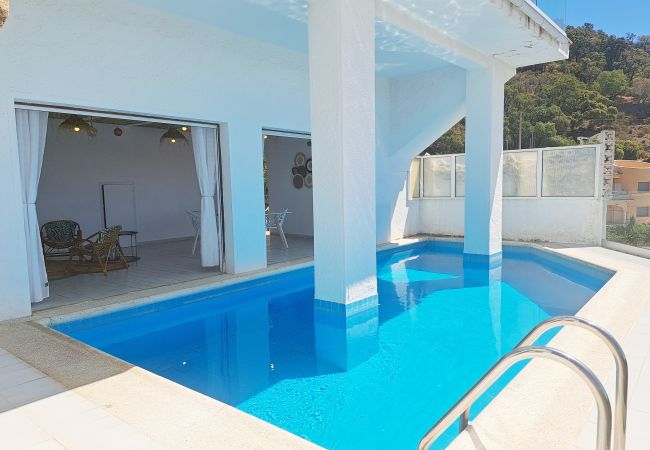 Villa in Rosas / Roses - Ref. Ali32 Villa in Rosas / Roses - Ref. Ali32