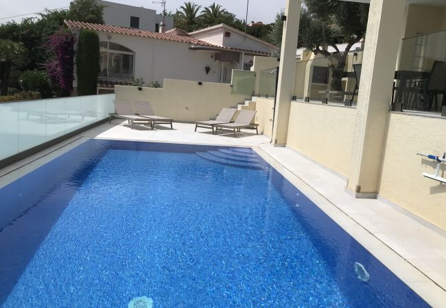 Villa in Rosas / Roses - Ref. Zar07 Villa in Rosas / Roses - Ref. Zar07