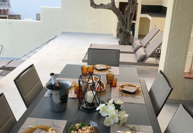 Villa in Rosas / Roses - Ref. Zar07 Villa in Rosas / Roses - Ref. Zar07