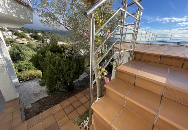 Villa in Rosas / Roses - Ref. Alb30 Villa in Rosas / Roses - Ref. Alb30