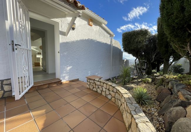 Villa in Rosas / Roses - Ref. Alb30 Villa in Rosas / Roses - Ref. Alb30
