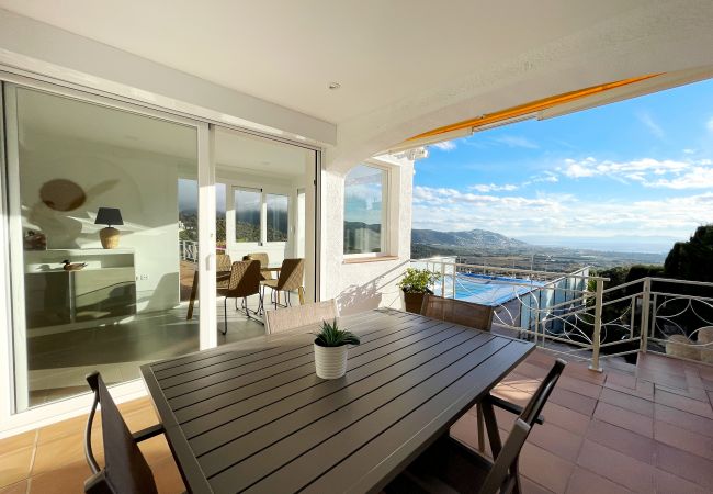 Villa in Rosas / Roses - Ref. Alb30 Villa in Rosas / Roses - Ref. Alb30