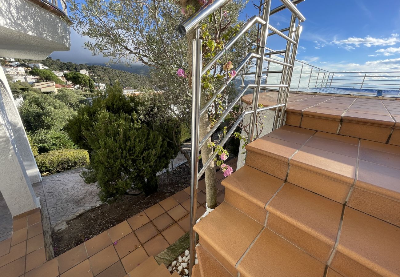 Villa in Rosas / Roses - Ref. Alb30 Villa in Rosas / Roses - Ref. Alb30