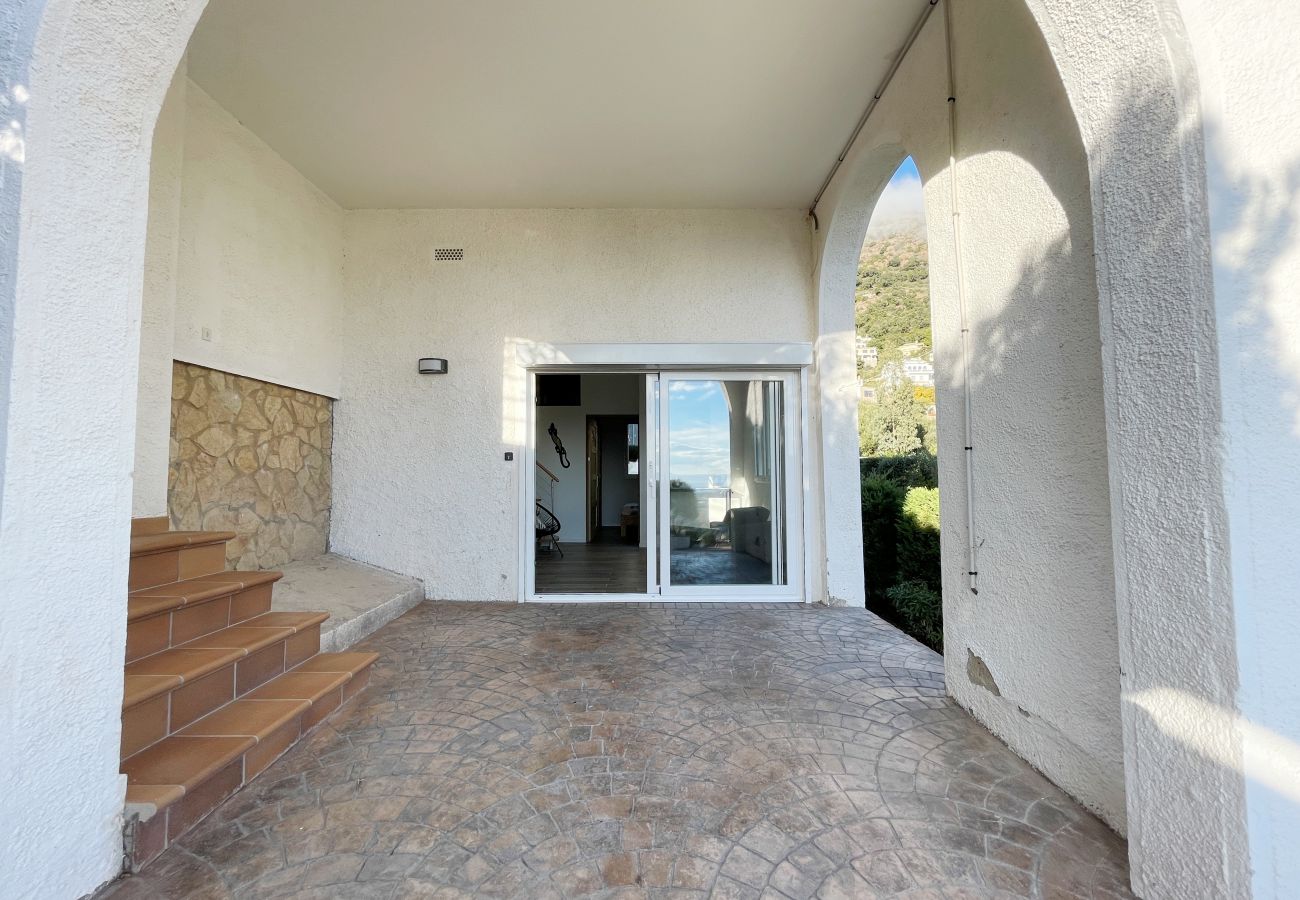 Villa in Rosas / Roses - Ref. Alb30 Villa in Rosas / Roses - Ref. Alb30