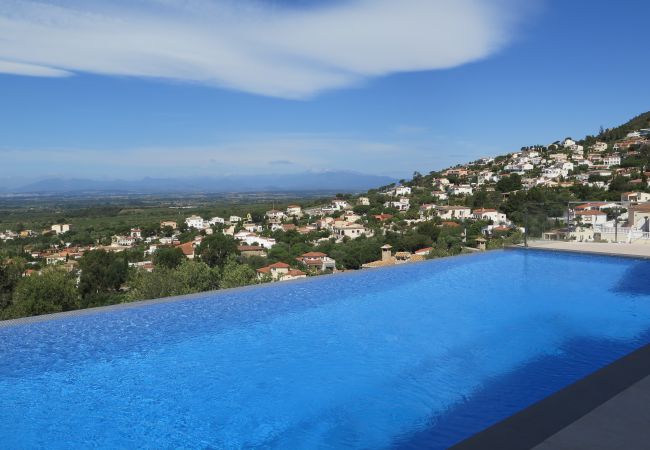 Villa in Rosas / Roses - Ref. Bal23 Villa in Rosas / Roses - Ref. Bal23