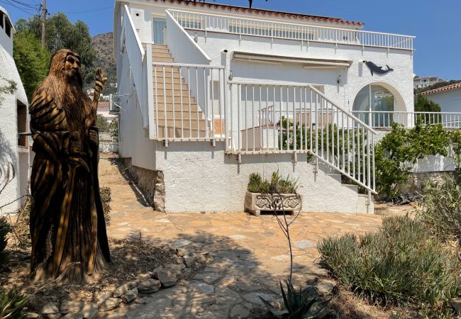 Villa in Rosas / Roses - Ref. Mur16 Villa in Rosas / Roses - Ref. Mur16