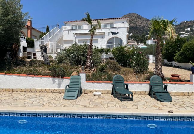 Villa in Rosas / Roses - Ref. Mur16 Villa in Rosas / Roses - Ref. Mur16