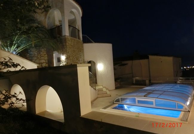 Villa in Rosas / Roses - Ref. Zar10 Villa in Rosas / Roses - Ref. Zar10