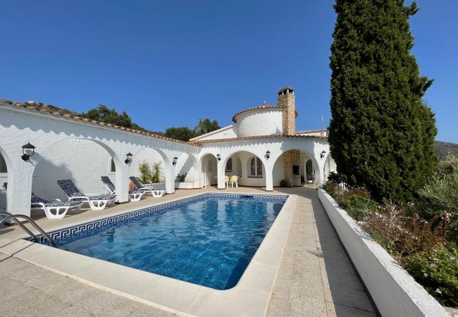 Villa in Rosas / Roses - Ref. Es78-80 Villa in Rosas / Roses - Ref. Es78-80