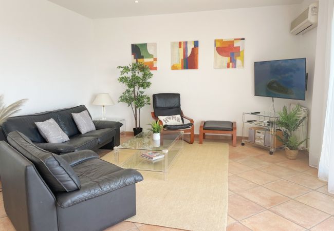 Villa in Rosas / Roses - Ref. Ibi06 Villa in Rosas / Roses - Ref. Ibi06