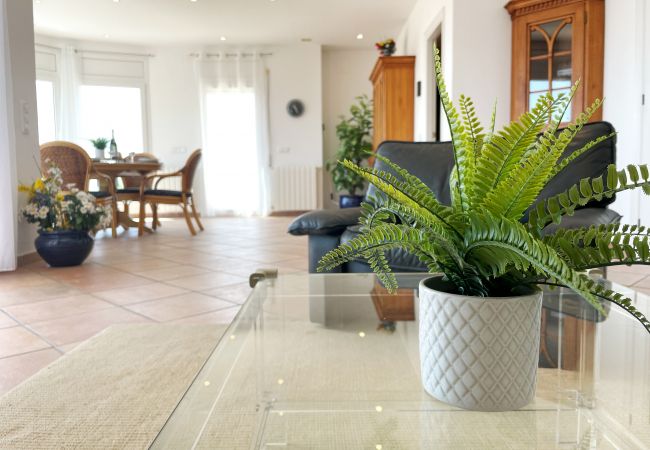 Villa in Rosas / Roses - Ref. Ibi06 Villa in Rosas / Roses - Ref. Ibi06