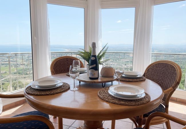 Villa in Rosas / Roses - Ref. Ibi06 Villa in Rosas / Roses - Ref. Ibi06