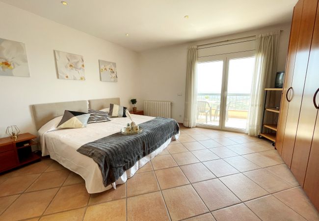 Villa in Rosas / Roses - Ref. Ibi06 Villa in Rosas / Roses - Ref. Ibi06