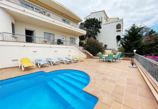 Villa in Rosas / Roses - Ref. Ibi06 Villa in Rosas / Roses - Ref. Ibi06