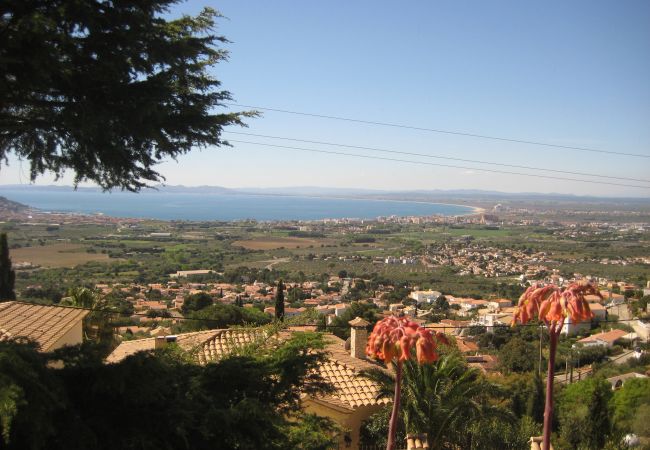 Villa in Rosas / Roses - Ref. Alm03 Villa in Rosas / Roses - Ref. Alm03