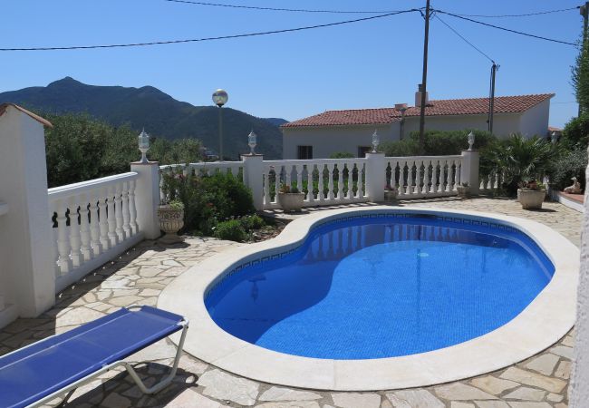 Villa in Rosas / Roses - Ref. Alb31 Villa in Rosas / Roses - Ref. Alb31