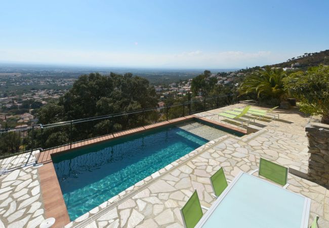 Apartment in Rosas / Roses - ref. Ali52 Apartment in Rosas / Roses - ref. Ali52
