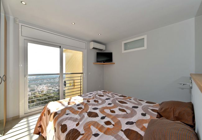 Apartment in Rosas / Roses - ref. Ali52 Apartment in Rosas / Roses - ref. Ali52
