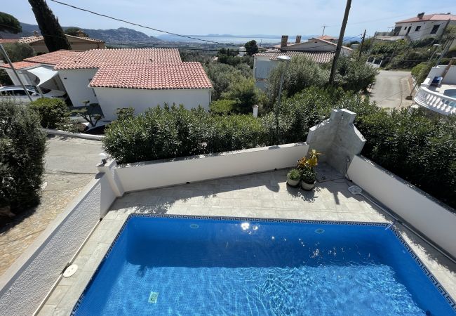 Villa in Rosas / Roses - Ref. Ore05 Villa in Rosas / Roses - Ref. Ore05