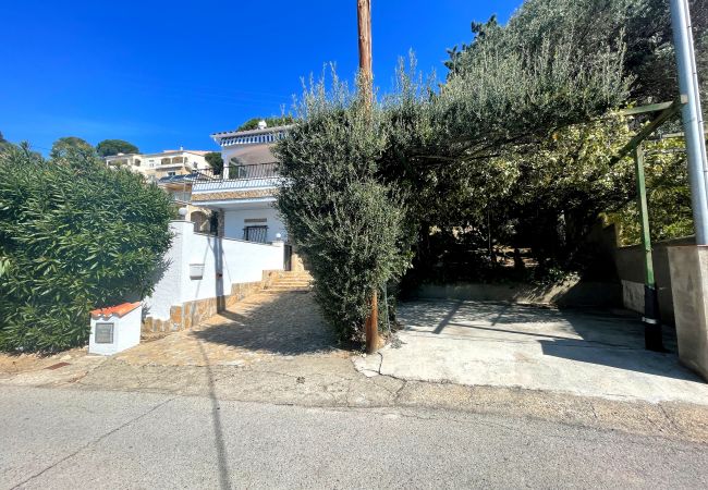 Villa in Rosas / Roses - Ref. Ore05 Villa in Rosas / Roses - Ref. Ore05
