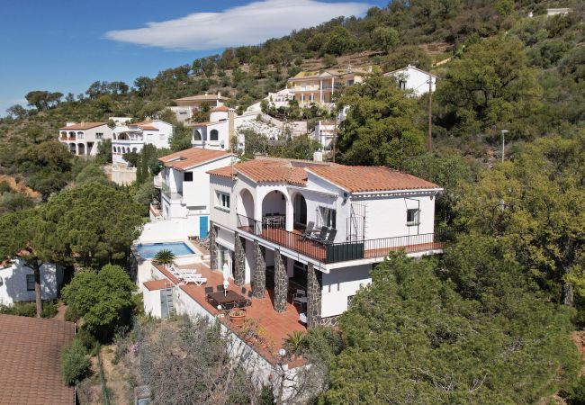 House in Rosas / Roses - Ref. Cad21 House in Rosas / Roses - Ref. Cad21