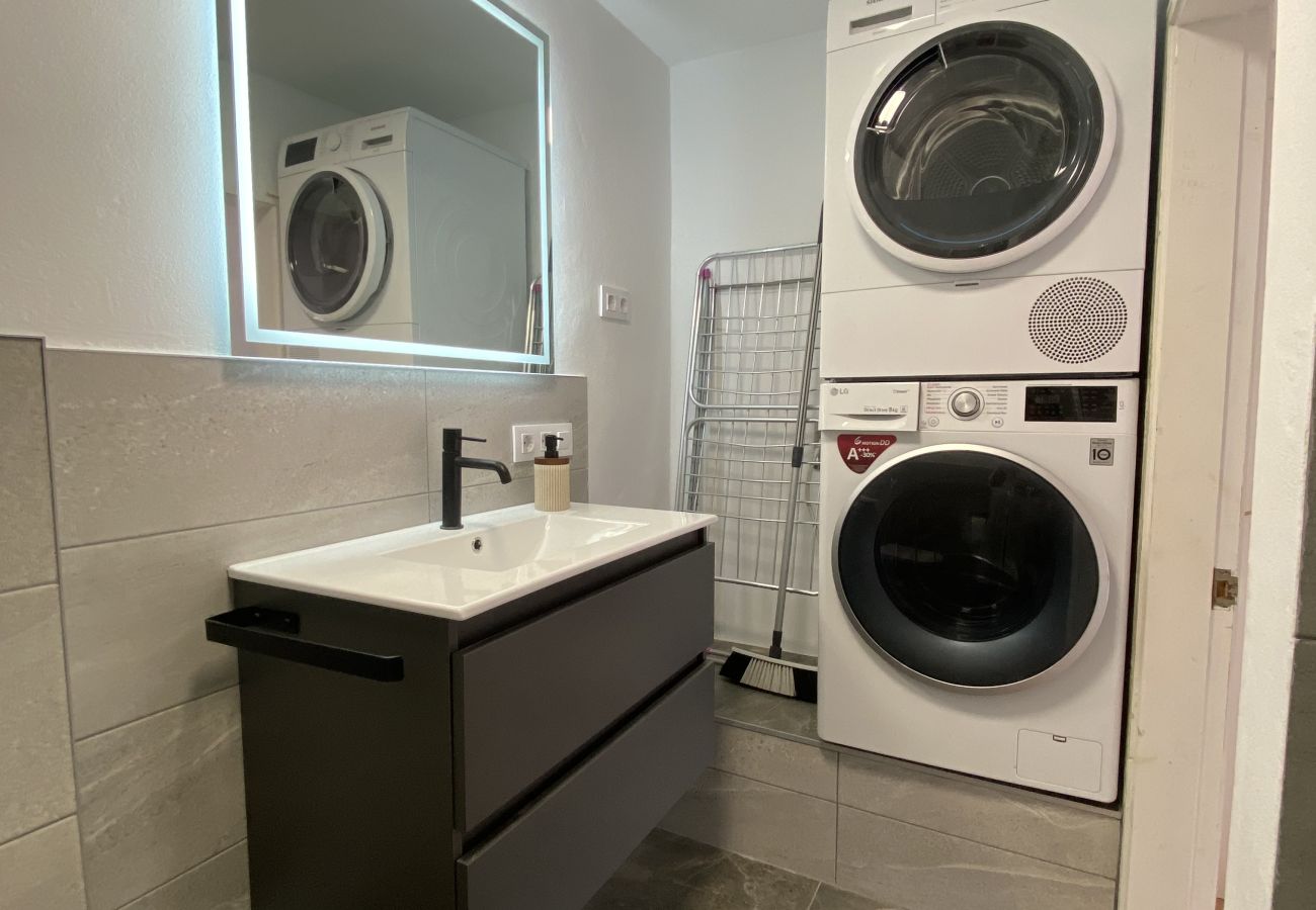 House in Rosas / Roses - Ref. Cad21 House in Rosas / Roses - Ref. Cad21