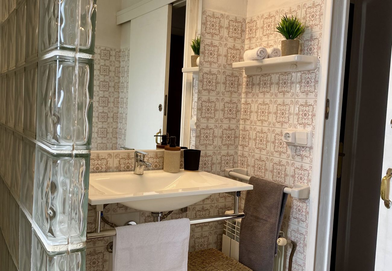 House in Rosas / Roses - Ref. Cad21 House in Rosas / Roses - Ref. Cad21