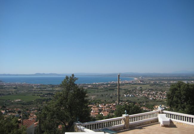 Villa à Rosas / Roses - Ref. Cat01 Villa à Rosas / Roses - Ref. Cat01