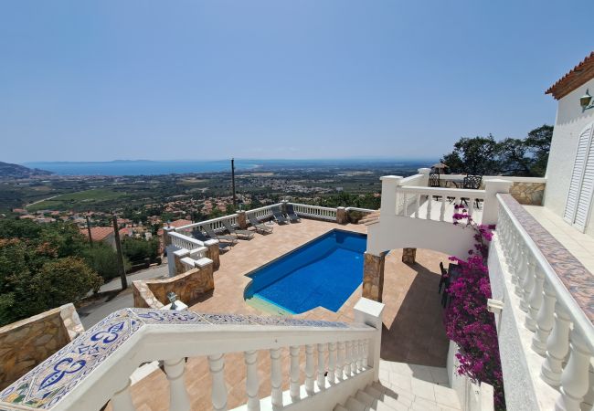 Villa à Rosas / Roses - Ref. Cat01 Villa à Rosas / Roses - Ref. Cat01