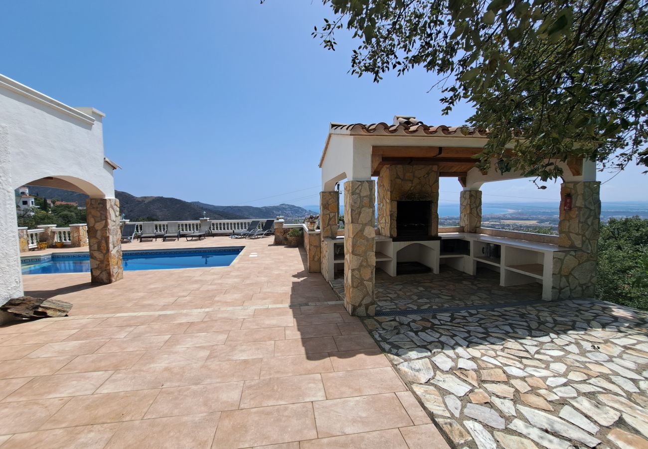 Villa à Rosas / Roses - Ref. Cat01 Villa à Rosas / Roses - Ref. Cat01