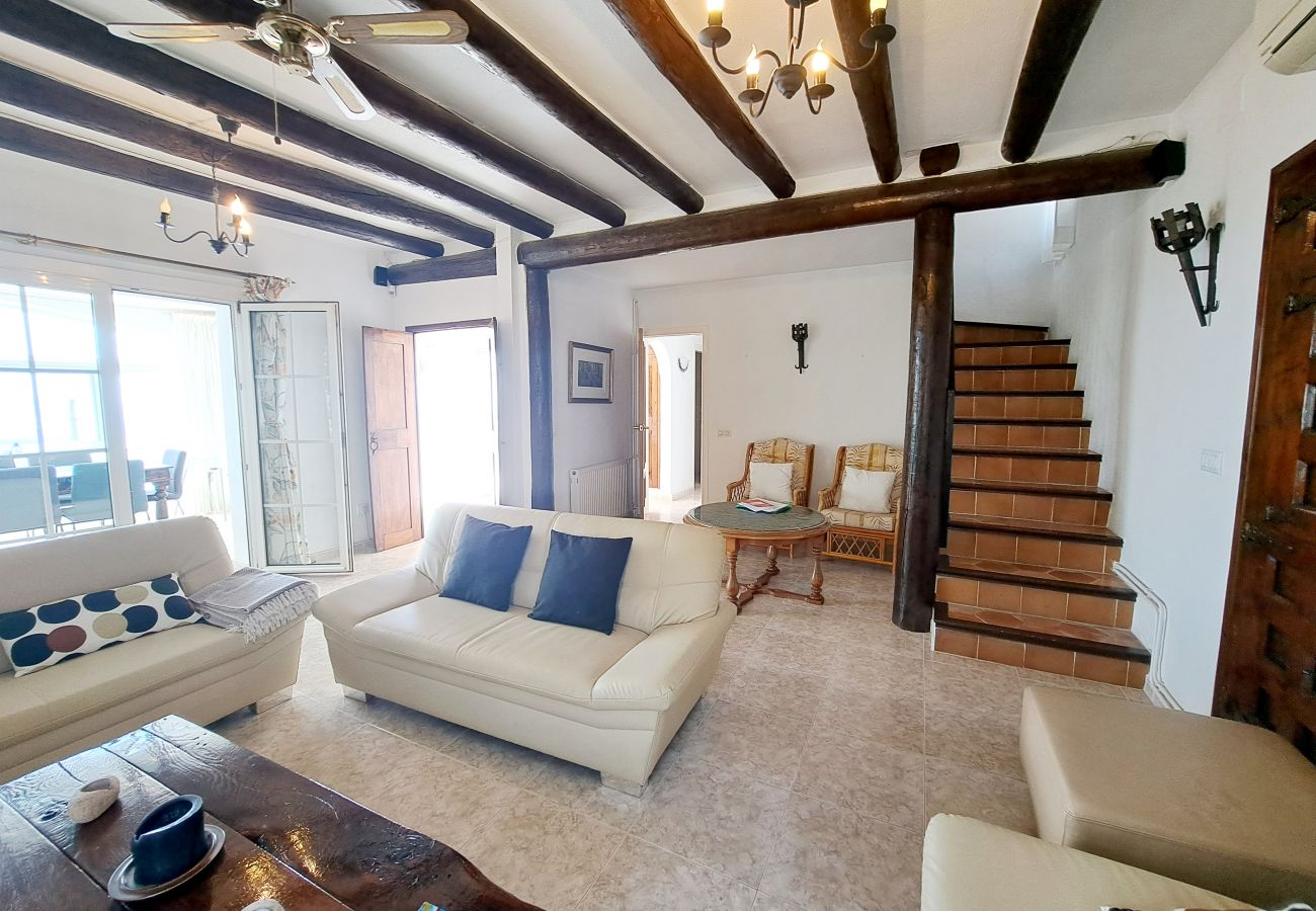Villa à Rosas / Roses - Ref. Cat01 Villa à Rosas / Roses - Ref. Cat01
