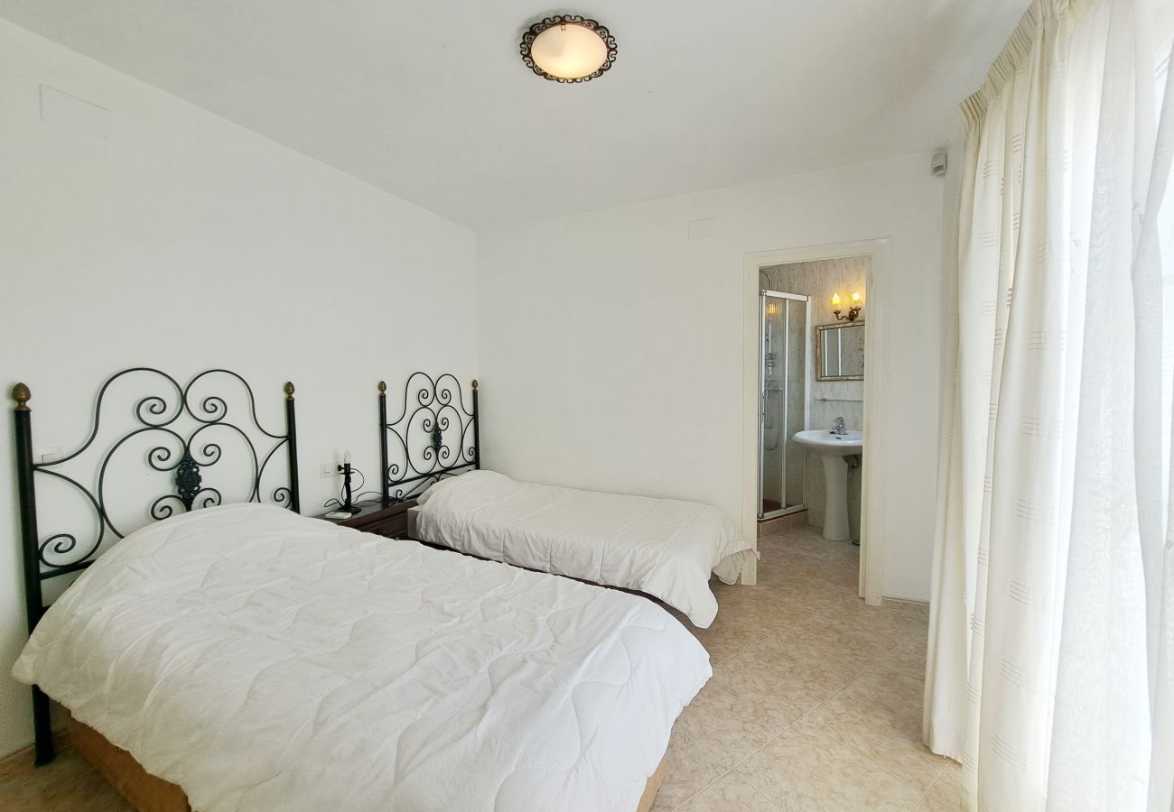 Villa à Rosas / Roses - Ref. Cat01 Villa à Rosas / Roses - Ref. Cat01