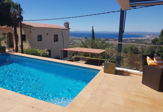Villa à Rosas / Roses - Ref. Ali51 Villa à Rosas / Roses - Ref. Ali51