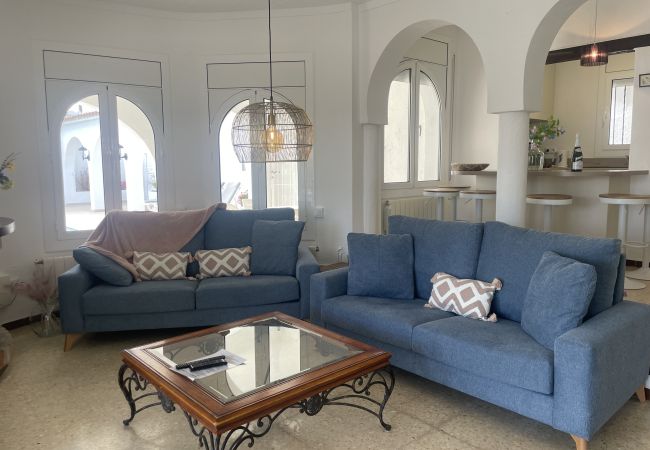 Villa à Rosas / Roses - Ref. Es78-80 Villa à Rosas / Roses - Ref. Es78-80