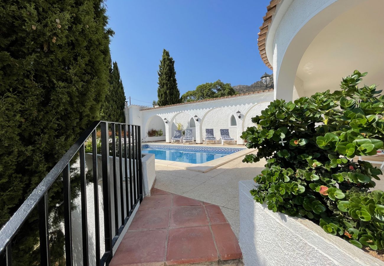 Villa à Rosas / Roses - Ref. Es78-80 Villa à Rosas / Roses - Ref. Es78-80