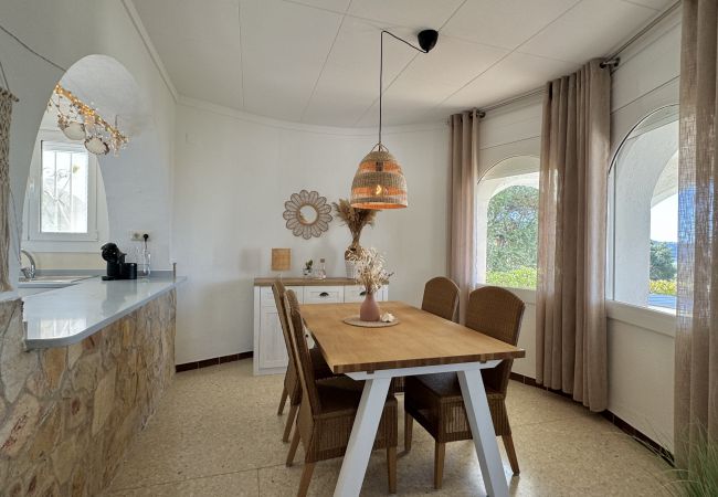 Villa à Rosas / Roses - Ref. Ast03 Villa à Rosas / Roses - Ref. Ast03