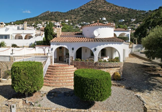 Villa à Rosas / Roses - Ref. Ast03 Villa à Rosas / Roses - Ref. Ast03