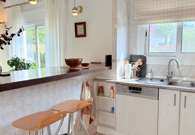 Villa à Rosas / Roses - Ref. Alb01 Villa à Rosas / Roses - Ref. Alb01