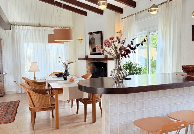 Villa à Rosas / Roses - Ref. Alb01 Villa à Rosas / Roses - Ref. Alb01