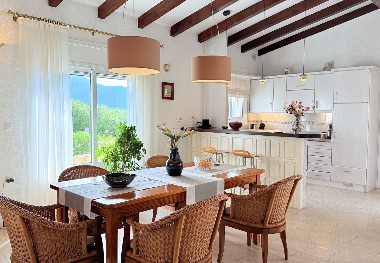 Villa à Rosas / Roses - Ref. Alb01 Villa à Rosas / Roses - Ref. Alb01